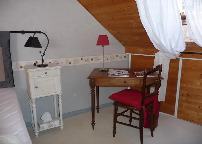 A La Maison Jaune 2*