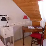A La Maison Jaune 2*